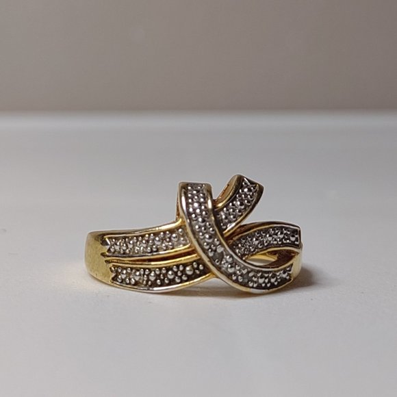 Cute Gold Tone Ring Size 9.75 - Picture 1 of 13